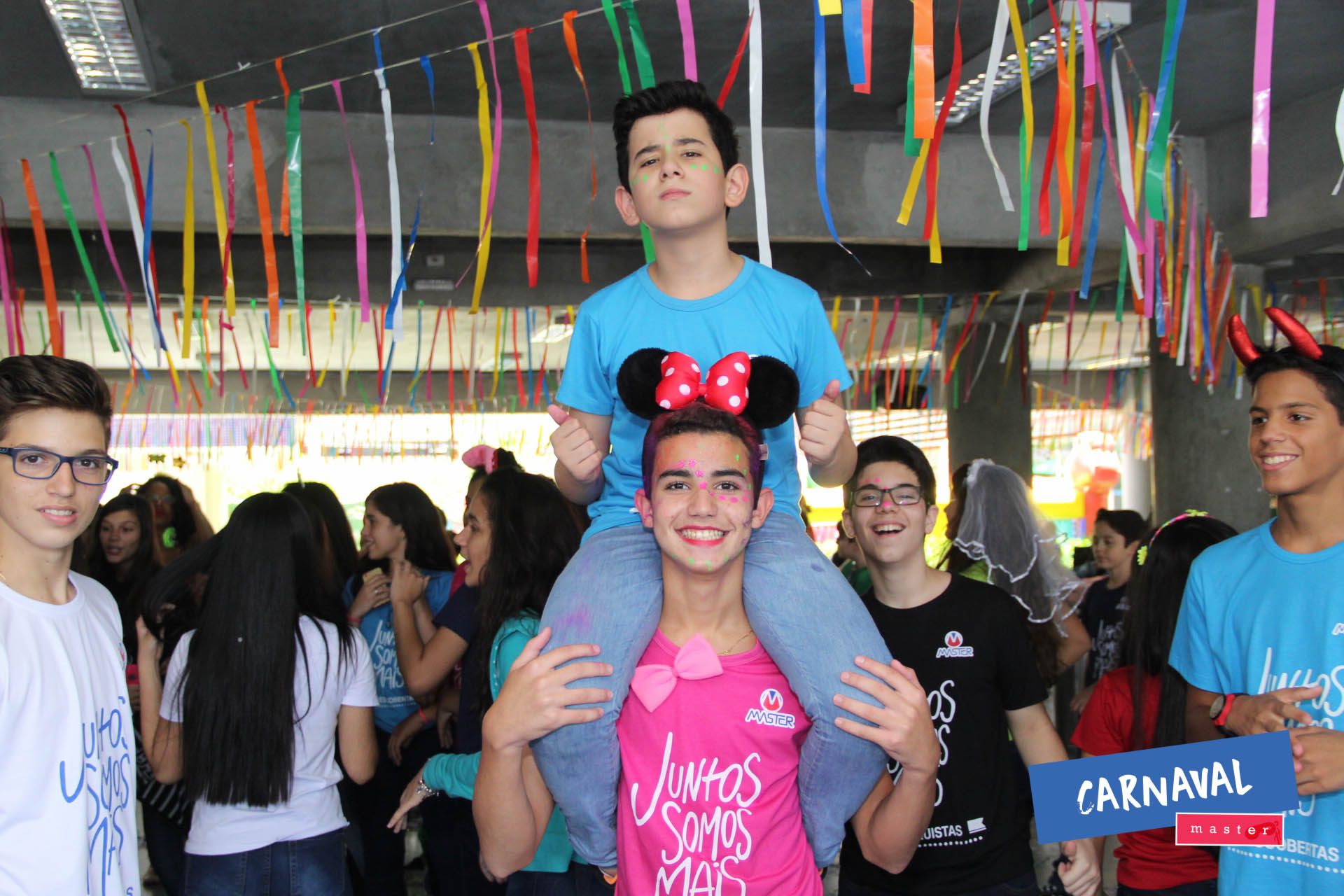 Victor Caldas (207) Victor Caldas (207)