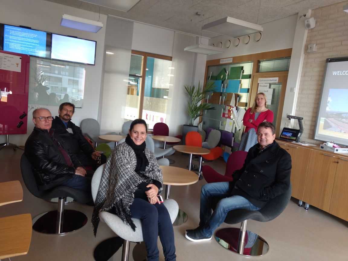 2017-09-05-PHOTO-00003763 2017-09-05-PHOTO-00003763