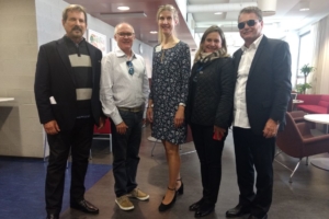 2017-09-06-PHOTO-00003858 2017-09-06-PHOTO-00003858