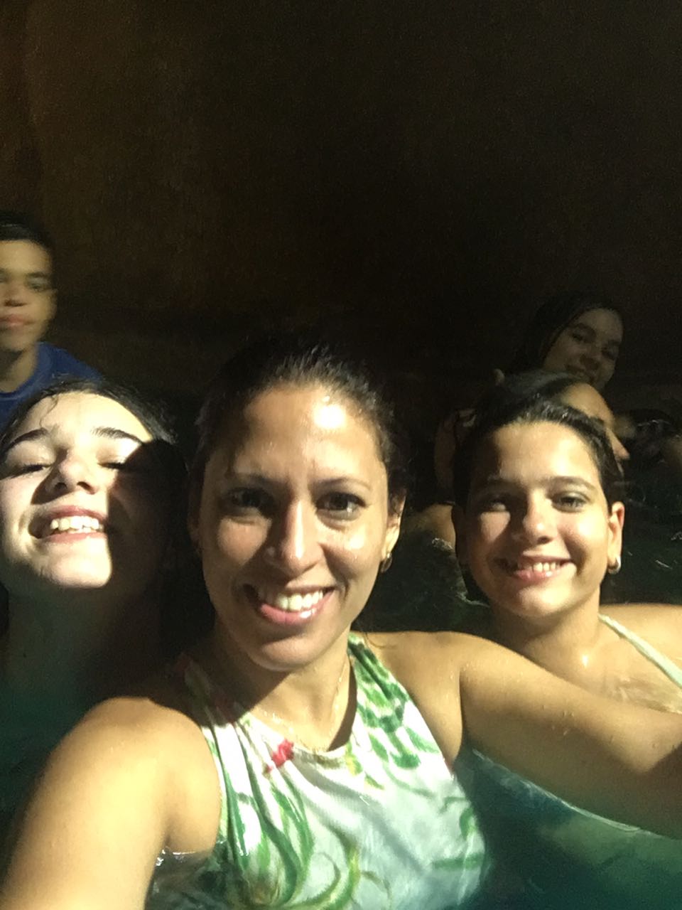 WhatsApp Image 2018-09-10 at 08.10.22 WhatsApp Image 2018-09-10 at 08.10.22