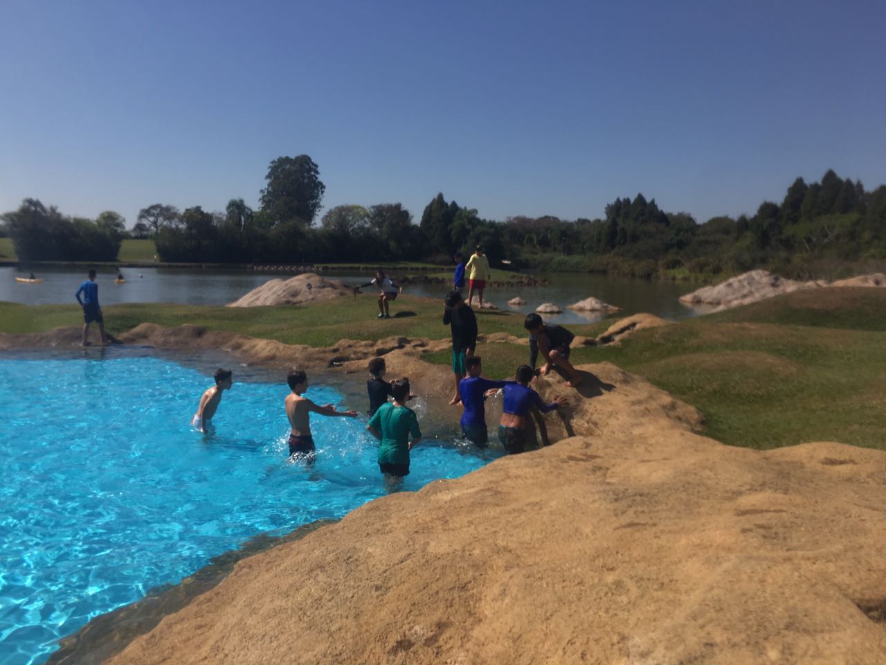 WhatsApp Image 2018-09-10 at 08.10.25 (3) WhatsApp Image 2018-09-10 at 08.10.25 (3)