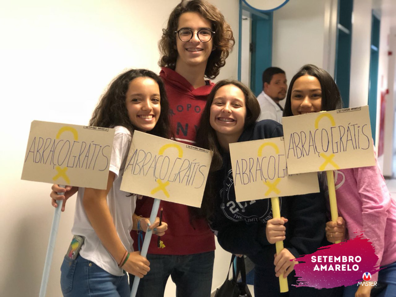 WhatsApp Image 2018-09-10 at 11.53.43 (1)-2 WhatsApp Image 2018-09-10 at 11.53.43 (1)-2