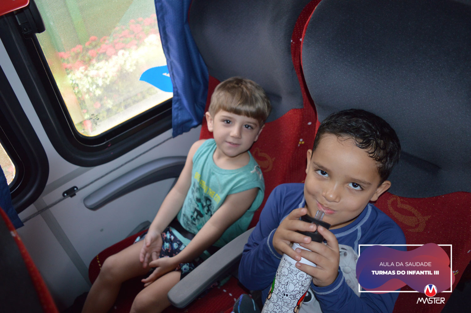 1_0019_Camada 12 1_0019_Camada 12