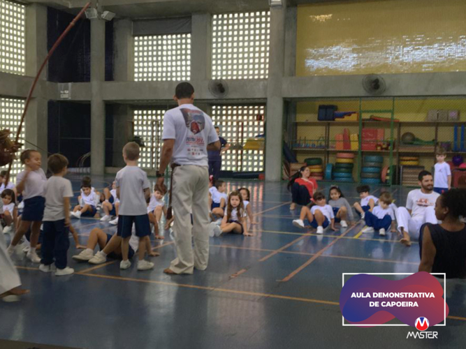 Sem Título-1_0004_Selo Capoeira copiar 4 Sem Título-1_0004_Selo Capoeira copiar 4
