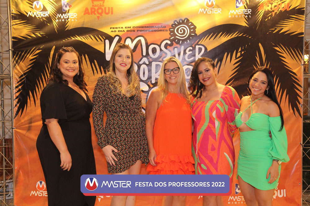 1_Backdrop (109) 1_Backdrop (109)