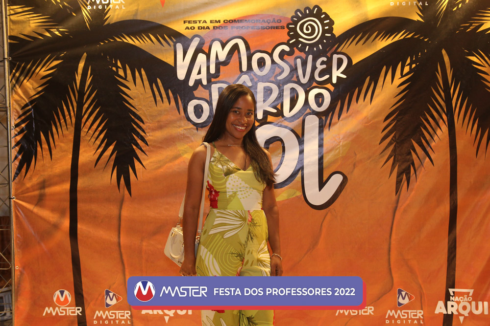 1_Backdrop (147) 1_Backdrop (147)