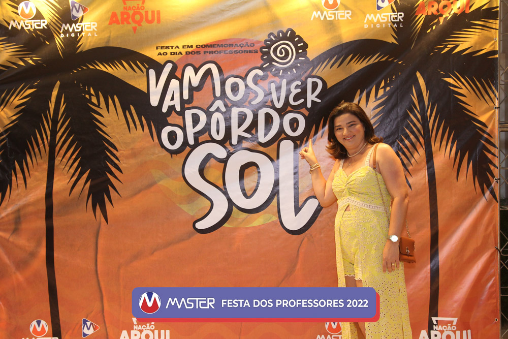 1_Backdrop (32) 1_Backdrop (32)