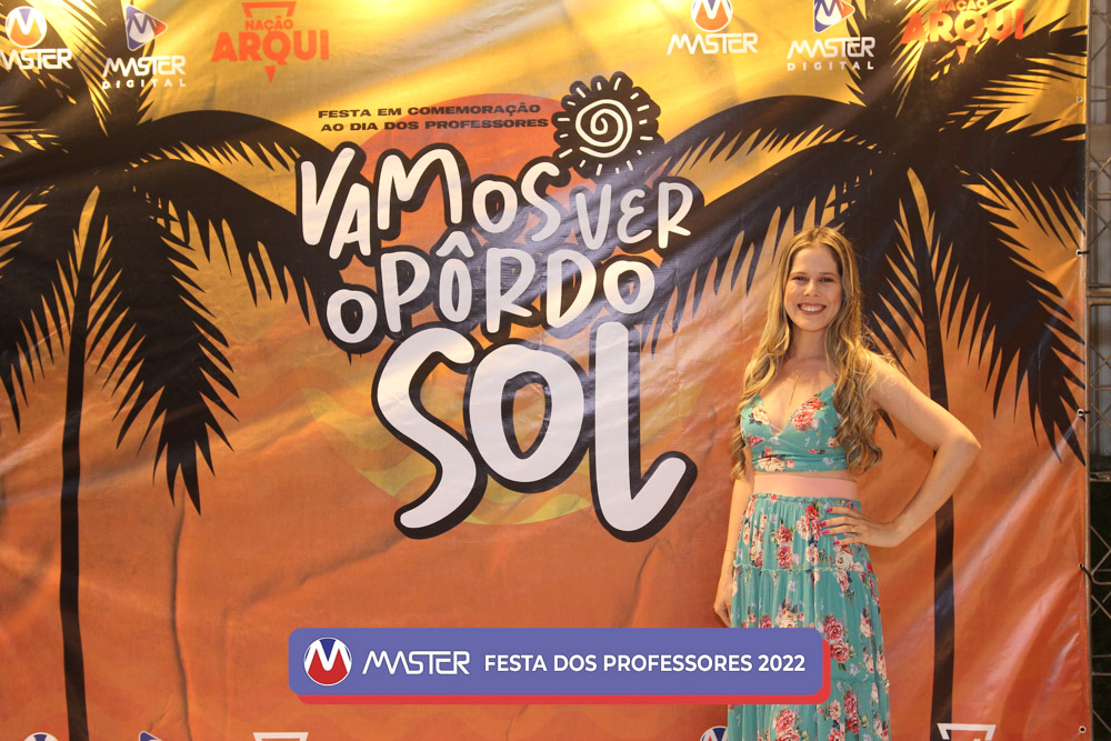 1_Backdrop (33) 1_Backdrop (33)