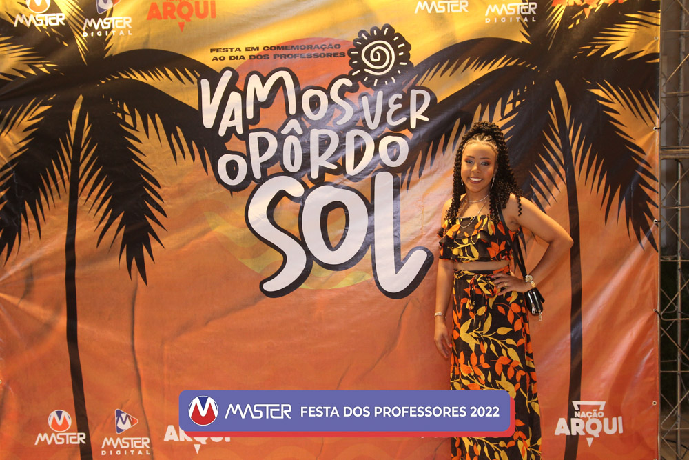 1_Backdrop (34) 1_Backdrop (34)