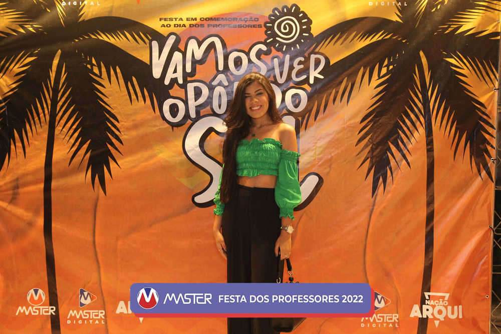 1_Backdrop (75) 1_Backdrop (75)