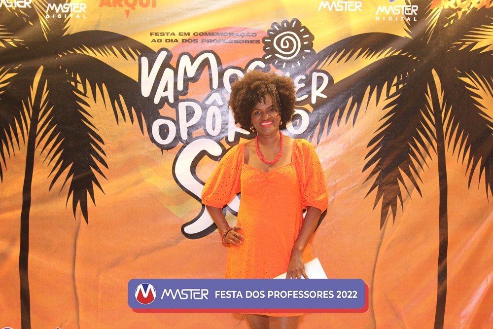 1_Backdrop (80) 1_Backdrop (80)