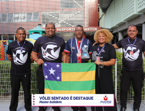 Equipe de vôlei sentado que treina no Master se destaca em campeonato