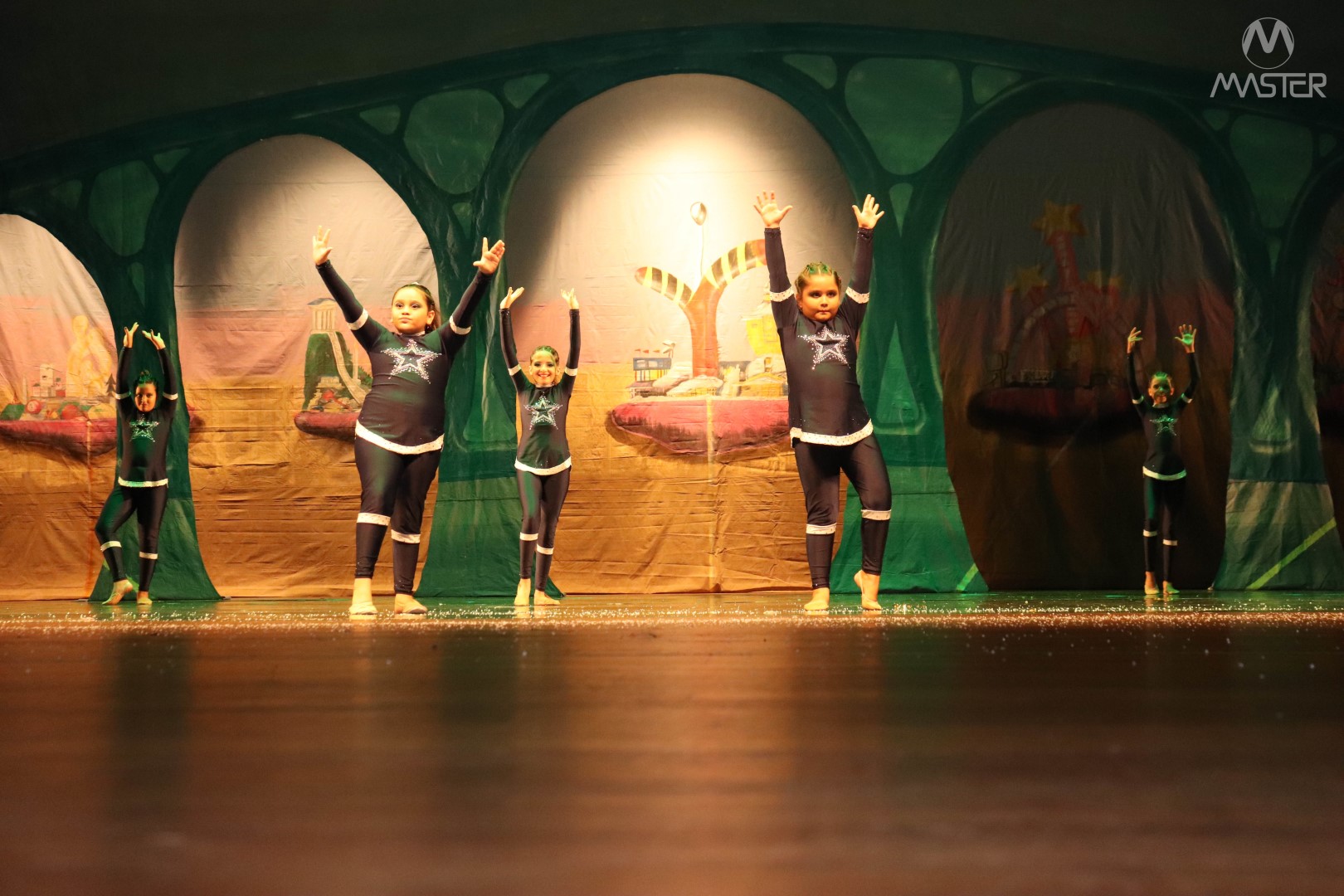 Espetáculo de Dança_Vagner (897)