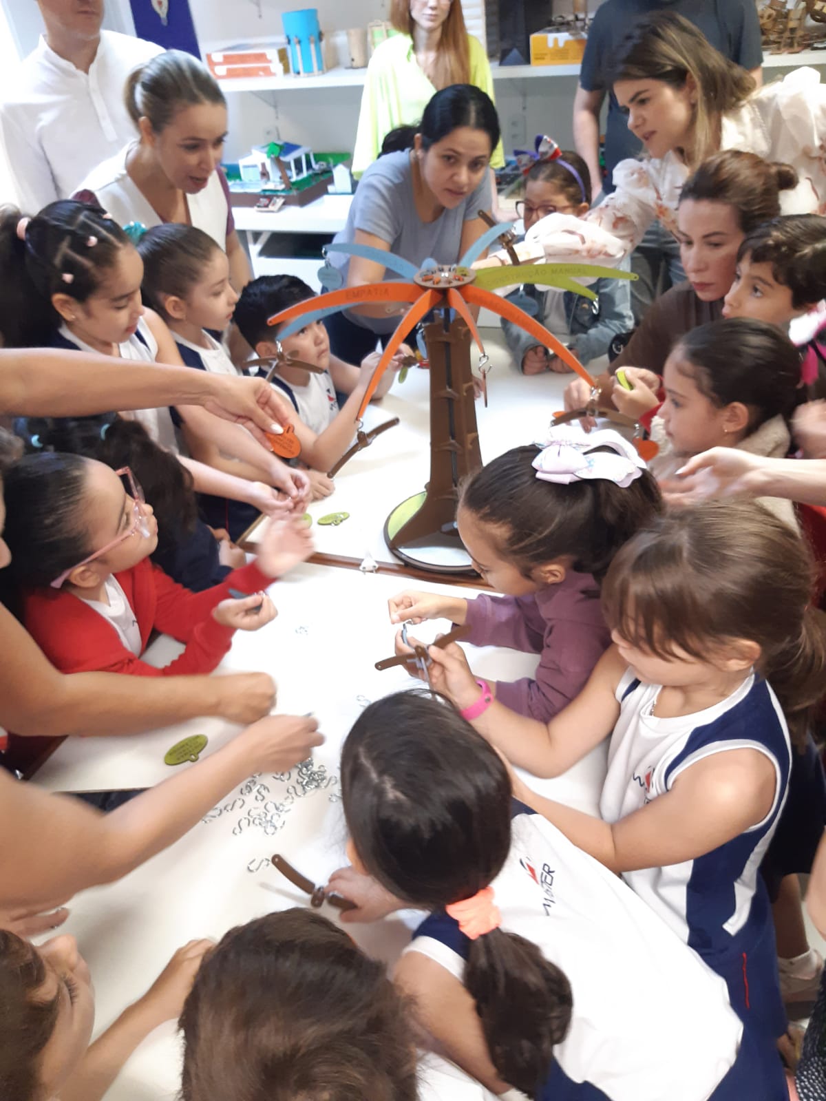 mundo maker (2) mundo maker (2)