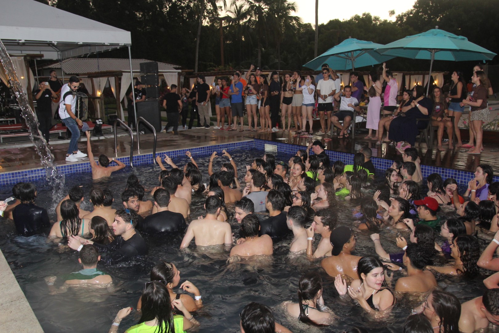 Gincana Ensino Médio_Victor Caldas (130) Gincana Ensino Médio_Victor Caldas (130)