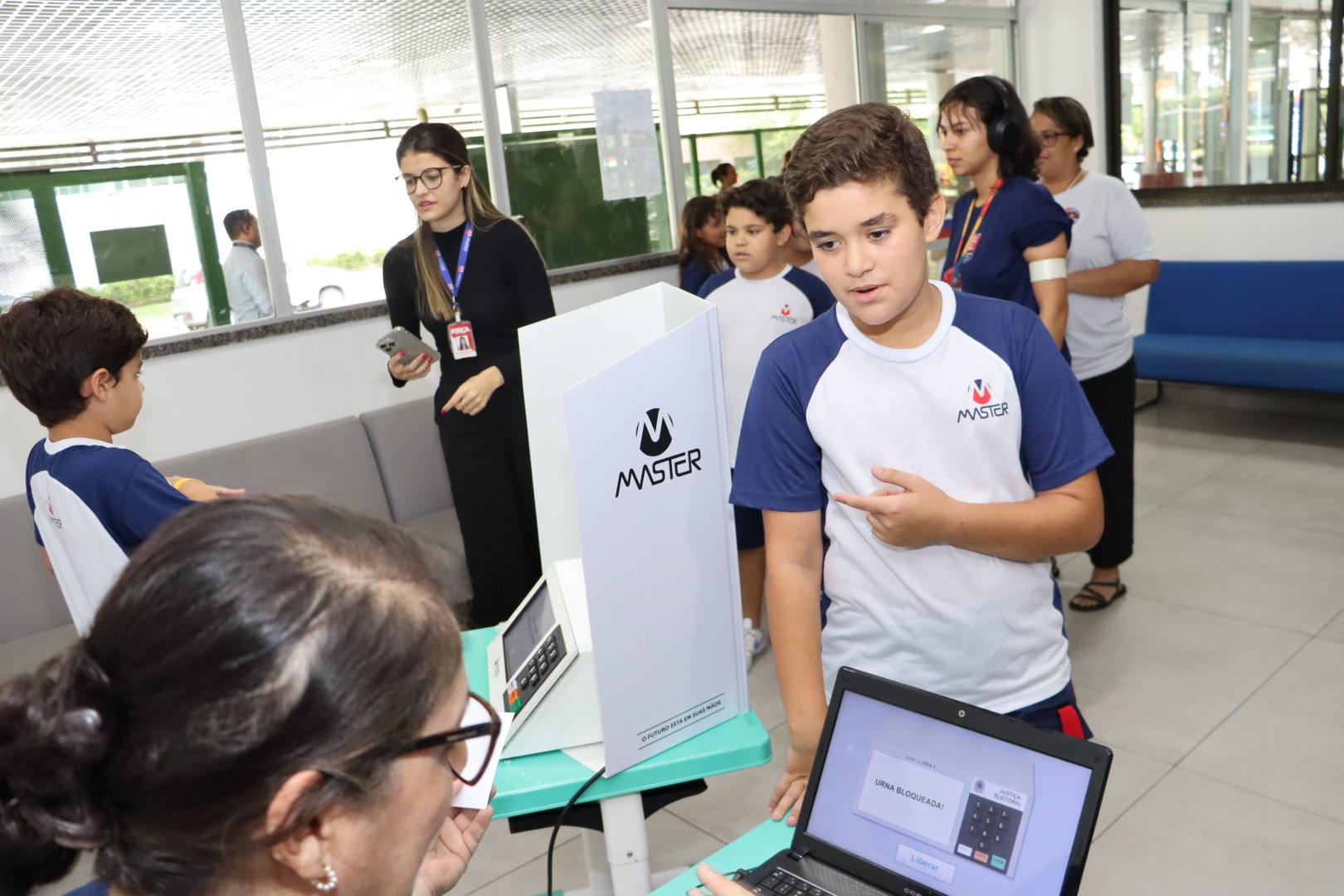 FI_Eleições (75) FI_Eleições (75)