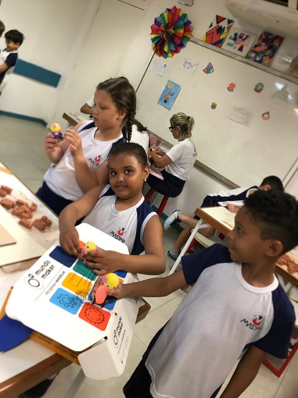 3 porquinhos (11) 3 porquinhos (11)