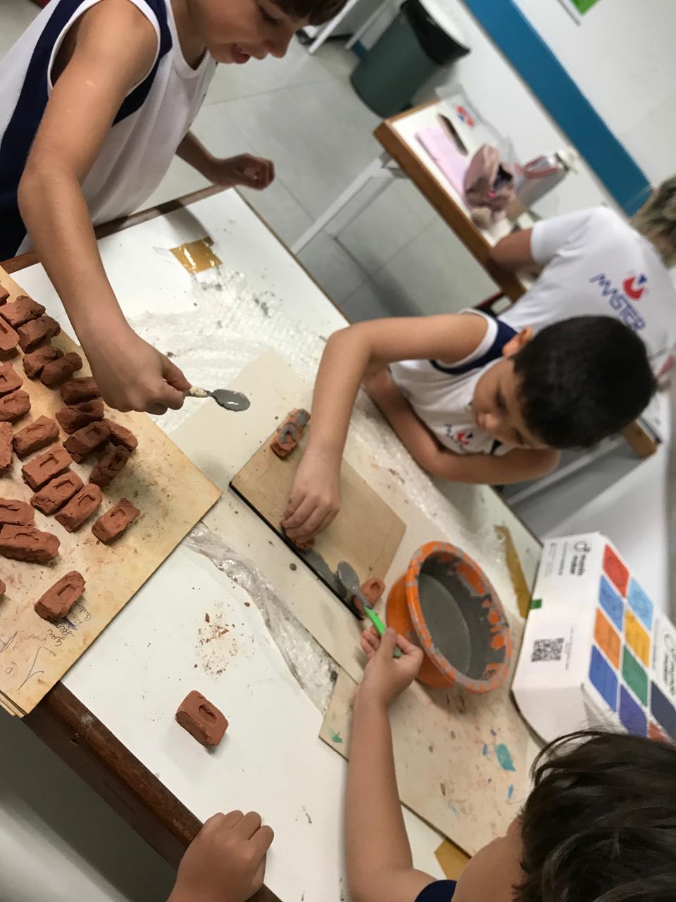 3 porquinhos (5) 3 porquinhos (5)