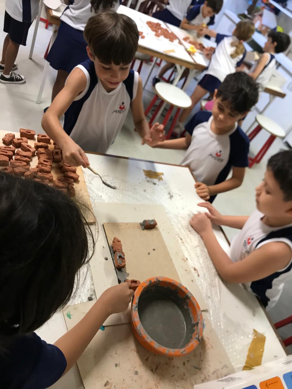 3 porquinhos (6) 3 porquinhos (6)