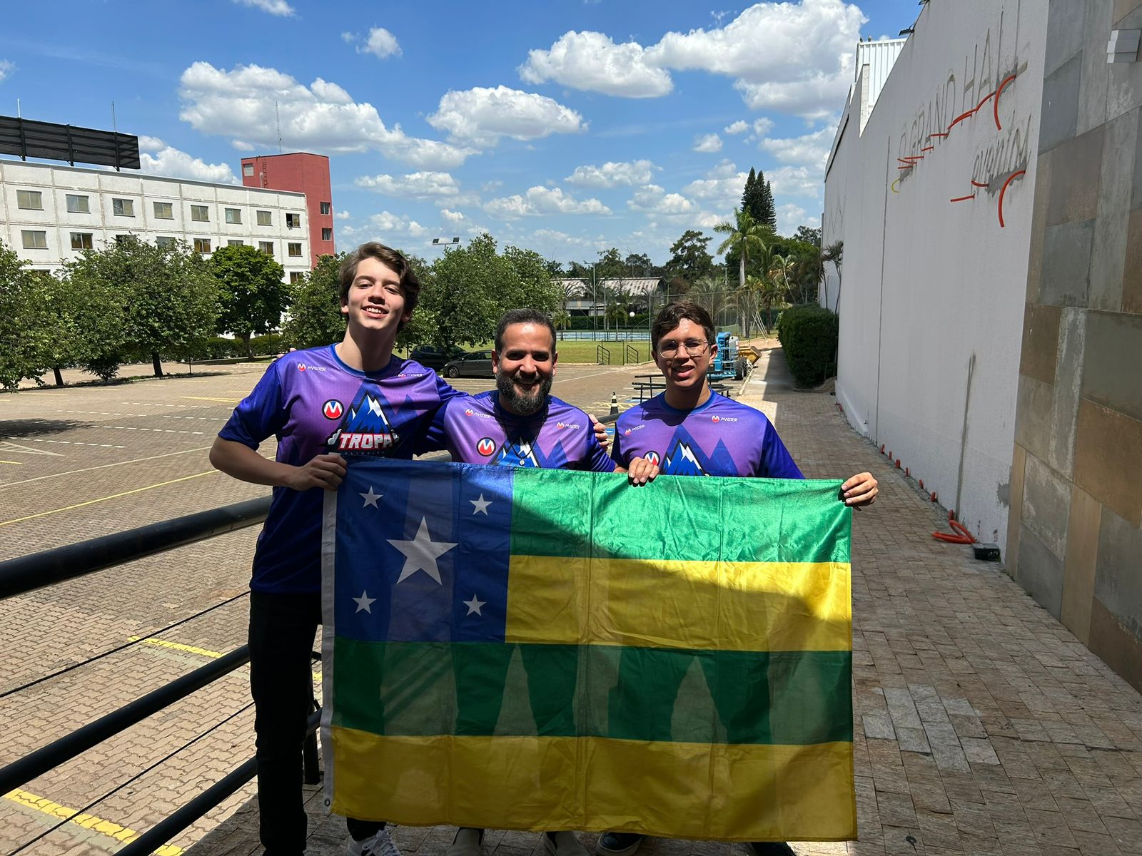 WhatsApp Image 2024-11-28 at 07.40.59 (2)