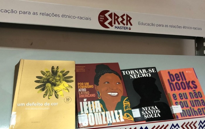 BIBLIOTECA-ESTANTE ERER2