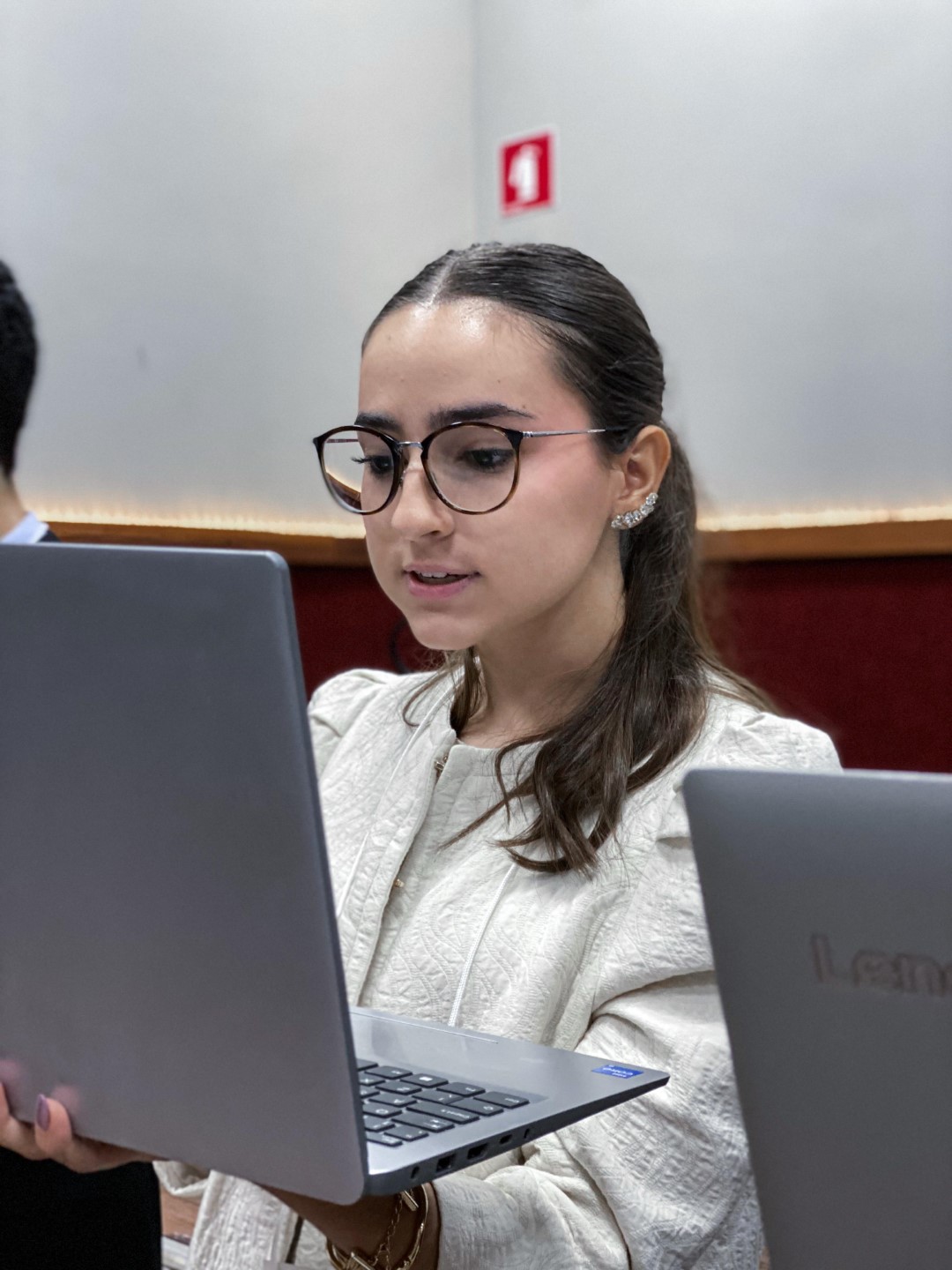 WhatsApp Image 2025-05-20 at 09.27.40 (2)