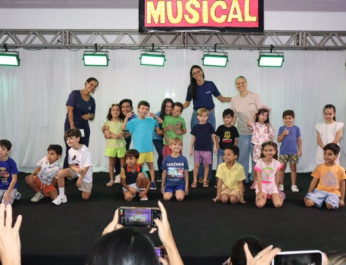 Culminância do Teatro Bilíngue destaca talento e aprendizado
